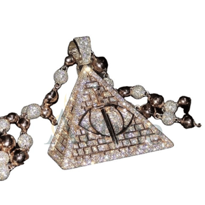 Collier pendentif ancre unisexe avec chaîne ajustable au design nautique - Product Image 1