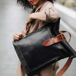 Sac à dos en cuir chamois véritable unisexe de qualité supérieure fermeture à la main pour voyage et trekking LRTB-0077B d'ordinateur portable décontracté - Product Image 2