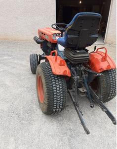 Micro-tracteur Kubota B7100 - Product Image 4