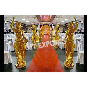 Incroyable décoration d'allée de paon de mariage Srilankan Décoration d'allée de paon de mariage Paon sur des piliers pour passerelle de mariage - Product Image 4