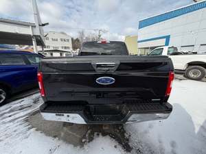 Camioneta F-O-R-D F-150 XLT 2019 Usada en Excelentes Condiciones - Product Image 5