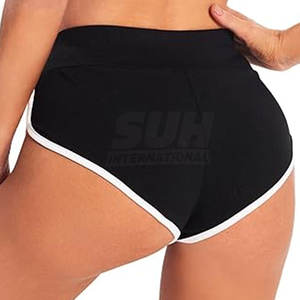 Shorts de sport pour femmes de la meilleure qualité, taille haute, élastique, couleur unie, respirant, séchage rapide, en spandex/nylon, fabriqué au Pakistan - Product Image 2