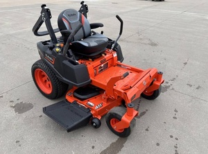 NUEVA Podadora de Césped de Giro Cero Kubota Z242 de Grado Industrial, Motor de Gasolina de 4 Tiempos y 125 cc, Plataforma de Corte de 42 Pulgadas, Equipo de Jardinería - Product Image 4