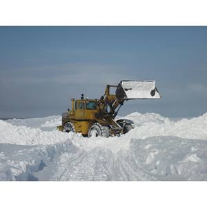 Déneigeuse multifonctionnelle robuste à moteur Euro 1 pour tracteurs, idéale pour routes et fermes - Product Image 2