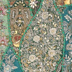 Colgante de pared indio verde, tapiz hecho a mano, decoración del patrimonio cultural, decoración tradicional para el hogar, arte de pared de retazos bordado - Product Image 2