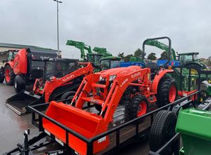 Tractor robusto Kubota L4701 hecho a mano para agricultores que desean un alto rendimiento Entrega rápida Compre una máquina de calidad premium construida. - Product Image 5