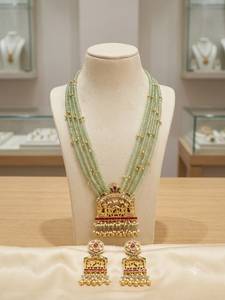 ชุดเครื่องประดับสำหรับผู้หญิง TISHYA DIAMOND สร้อยคอพร้อมต่างหูชุบทองสไตล์ชาติพันธุ์ ประดับมุกเทียมและลูกปัดสีเขียว เหมาะสำหรับงานแต่งงาน - Product Image 2