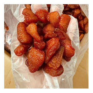 Vietnam Soft Dried Strawberry Snack With Vibrant Color and Tender Texture for Bulk Export and Commercial <b>Food</b> <b>Ingredient</b> Use - Product Image 4