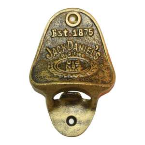 Abridor de botellas de hierro fundido de diseño antiguo decorativo montado en la pared con artesanía duradera para uso en exteriores e interiores - Product Image 1