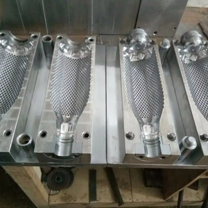 Molde de botella PET de gran calidad para molde de botella de jugo al mejor precio del fabricante de la India Molde de botella PET - Product Image 1