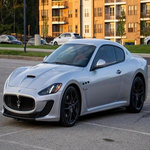 USADO LHD/RHD 2015 MASERATI GRANTURISMO MC - Product Image 1