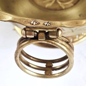 Support de bol en laiton le plus exigeant bol de nourriture de couleur or de forme ronde avec support en laiton design à vendre nouveau produit - Product Image 3