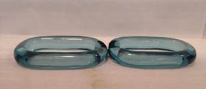 เครื่องประดับพวงกุญแจเรซิ่นตกแต่ง สองชิ้นที่เชื่อมต่อกัน คุณภาพสูง ขัดเงา สีฟ้าอมเขียว ผิวมันวาว งานศิลปะพื้นบ้านคลาสสิก - Product Image 3