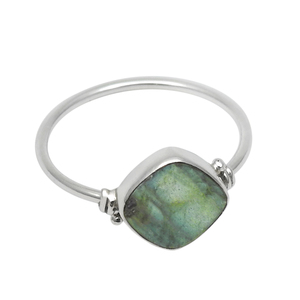 Pierre précieuse de Labradorite naturelle Bague en forme de coussin en argent sterling 925 Bijoux de Bohème faits à la main Prix de gros Fournisseurs en vrac - Product Image 1
