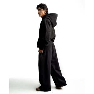 Pantalones Deportivos de Punto Orgánico Plisado de Diseñador Y33, 520GSM, Holgados, Extra Grandes, Ecológicos, Color Negro Medianoche - Product Image 5