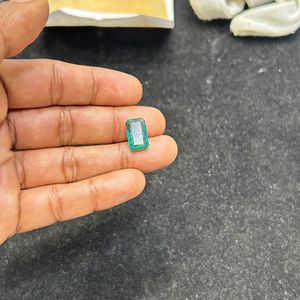 Zambia Green Emerald Cut Swat Emerald, 100% Natural Earth Mined Gemstone. - Product Image 2