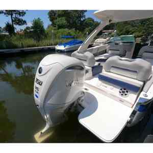 Accesorios para el Yamaha Regal LX6 ULTIMATE 2026, Motor Yamaha, Capacidad de Combustible de 92 Galones, Garantía de 5 Años, Casco Estructural con Garantía de por Vida - Product Image 4