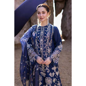 ชุดสูทผ้าลอนหรูหราสำหรับผู้หญิง Qalamkar รุ่น Sahil Kinare '24-FP-06 MIRAY-TC-1113 - Product Image 4