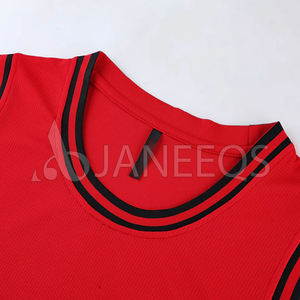 Conjunto de entrenamiento de baloncesto con tu logotipo bordado, chaleco y pantalones cortos con diseño personalizado por sublimación - Product Image 6