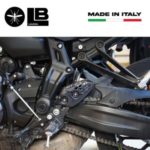 Protezioni per Cavalletto 3D su Misura con Adesivo Tank Pad per Moto Yamaha MT-07 2014-2023, Opzione Logo - Product Image 2