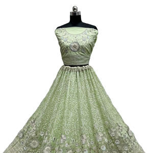 Elegante y sofisticado diseñador bordado Party-Wear Lehenga Choli combina bellamente lentejuelas y trabajo de Doris - Product Image 1