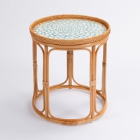 Petites tables avec incrustation de nacre table ronde polyvalente en rotin pour les événements de fête à la maison ou les cafés