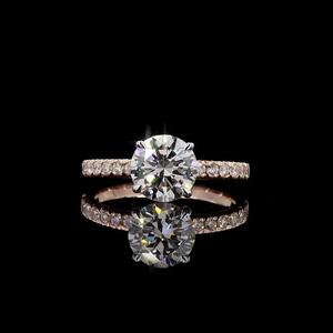 2.42 CT Lab แหวนเพชรกลมสุกใส14K สีโรสโกลด์มีการรับรองสีสำหรับการหมั้นแบบยั่งยืนเครื่องประดับงานแต่งงาน - Product Image 1