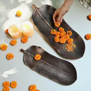 Elegante Bandeja de Servir de Aluminio Ecológico con Baño de Oro para Comedor y Eventos Modernos y Lujosos en el Hogar - Product Image 3