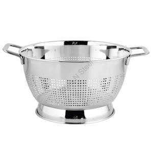 Wholesale-priced Stainless Steel Premium China Colander with a <b>Heavy</b> Wire Handle and a Stylish Classic Design - Product Image 1