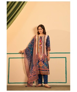 Fête coton Anarkali Kurta ensemble pour femmes filles prêt à l'emploi cousu Dupatta Salwar vêtements fabricant de vêtements Inde - Product Image 1