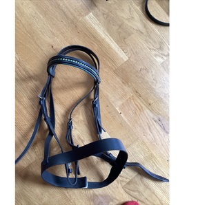 Cuero negro Cob Tamaño Espirit Cob Tamaño Brida Costura Cuero genuino Caballo Brida Fabricante Lujo - Product Image 1