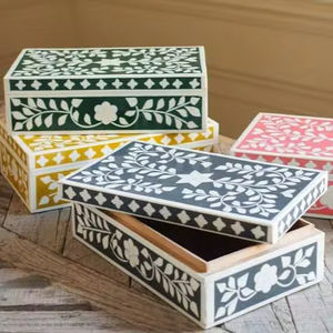 Boîte à bijoux unique de créateur, boîte à bibelots au design osseux, élégante, en provenance d'Inde - Product Image 1