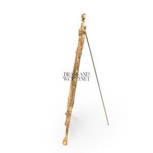 Cadre sur pied orné de laiton antique avec illustration de scène européenne ovale dans un design vintage classique luxueux - Product Image 2