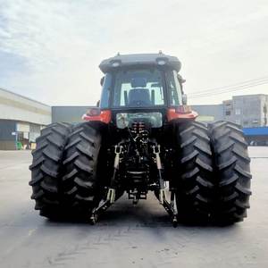 Tracteur léger 20HP pour l'entretien des pelouses, l'utilisation des vergers et le jardinage avec transmission manuelle lisse - Product Image 2