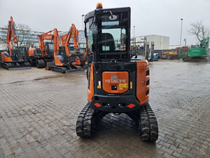 Mini-excavatrice Hitachi ZX33U-6, moteur Yanmar 24,4 CV, 3,5 tonnes, excavatrice sur chenilles à rotation zéro - Product Image 2