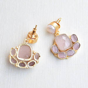 Aretes de Aro de Latón al por Mayor, Aretes de Piedra Natural Orgánica, Acabado Chapado en Oro de 18K, Diseño Boho Chic, Listos para Enviar al por Mayor - Product Image 4