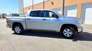 Sobari Best 2023 Tundraa Ventes saisonnières de voitures d'occasion de qualité supérieure, sans accident, en bon état, prêtes à rouler - Product Image 2