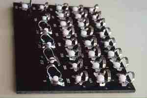 Juego de Pinzas de Goma para Dique Dental Endodóntico, 31 Piezas con Bandeja Negra, Instrumentos Dentales, Gran Venta - Product Image 3