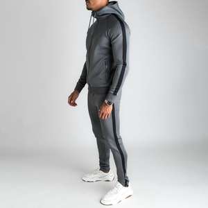 Survêtements de haute qualité pour hommes survêtement de sport dernière mode 2 pièces pour hommes survêtements ensembles survêtements en vrac Logo personnalisé - Product Image 1