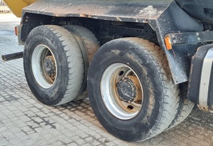 Camion à benne basculante MAN-TGA-8X4 de 2005, moteur diesel EURO 5, capacité 4-6L - Product Image 3