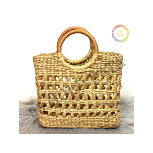 กระเป๋าโท้ทจากหญ้าทะเลทำด้วยมือมีสไตล์ที่มีดีไซน์ทนทานเหมาะสำหรับการเดินทางเที่ยวชายหาดในฤดูร้อนหรือใช้ในชีวิตประจำวัน - Product Image 1