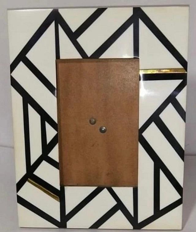 ตามที่แสดง