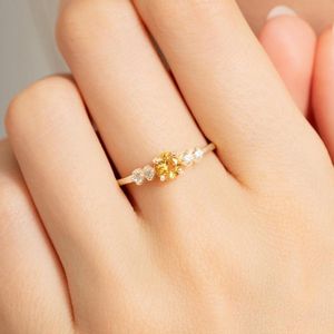Bague de fiançailles empilable Sunny Citrine à cinq pierres, en argent sterling 925, jaune, pour femme, pierre de naissance de novembre, ambre - Product Image 3