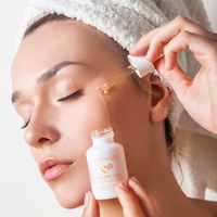 Qualité supérieure Fabriqué en Espagne 30 ml Sérum nourrissant et rajeunissant pour la peau10 Vitamine C Forte pour les soins de la peau