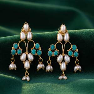 Pendientes Largos con Cuentas de Plata de Ley Chapados en Oro, Elegantes, para Mujer, Joyería Étnica Hecha a Mano en India para Exportación y Venta al por Mayor Global - Product Image 6