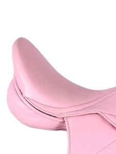 Selle de saut d'obstacles en daim synthétique pour chevaux anglais, vente chaude, ODM OEM, couleur et taille personnalisées, emballage en boîte marron, Inde - Product Image 3