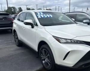 TOYOTA Venza ORIGINAL 2022 con Cámara Trasera, Asientos de Cuero, Volante a la Izquierda - Auto Usado - Product Image 5