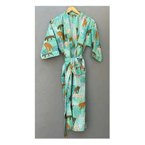 Robe kimono en coton faite à la main, style bohème, peignoir indien avec imprimé floral, silhouette ample - Product Image 3