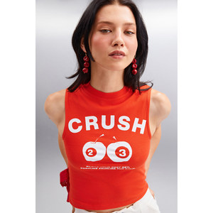 AZURA Women's Slim Fit Organic Cotton <b>Crop</b> <b>Top</b> T-Shirt-Breathable <b>Red</b> - Product Image 5