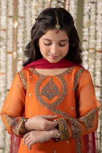 Lehenga Choli para niños elegante con encogimiento de hombros de red y vestido adornado para fiesta de cumpleaños Eid - Product Image 2